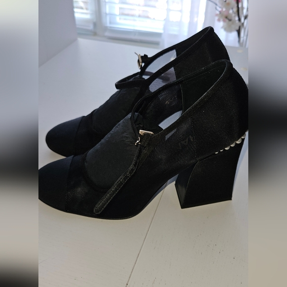 Chanel Mesh Grosgrain Pearls Cap Toe Open Pumps 41  Black - Picture 3 of 8